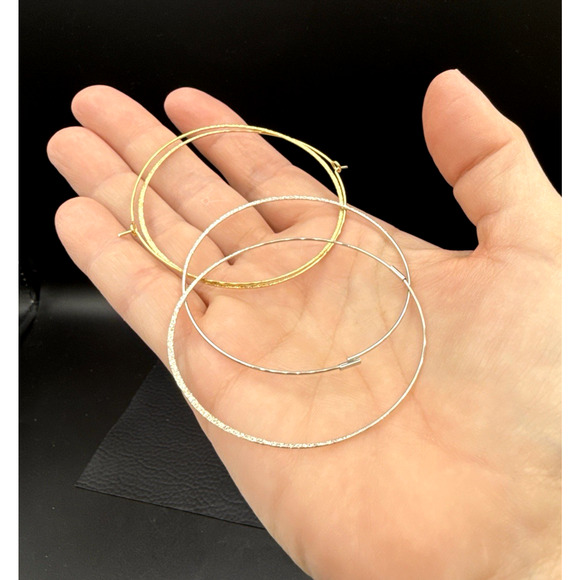 Hoop Earrings 2 Pair Large Textured Lightweight Gold Tone and Silver Tone Sets - Picture 6 of 6